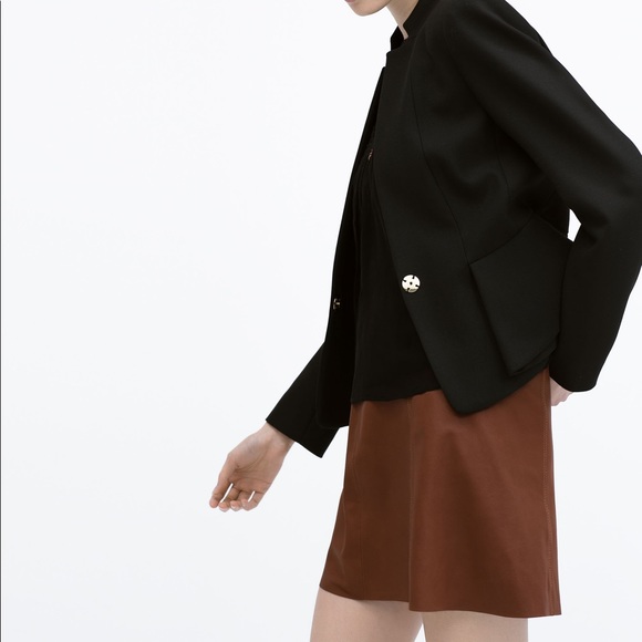 Like new Zara Blazer (size M) wore 2x - Picture 4 of 11